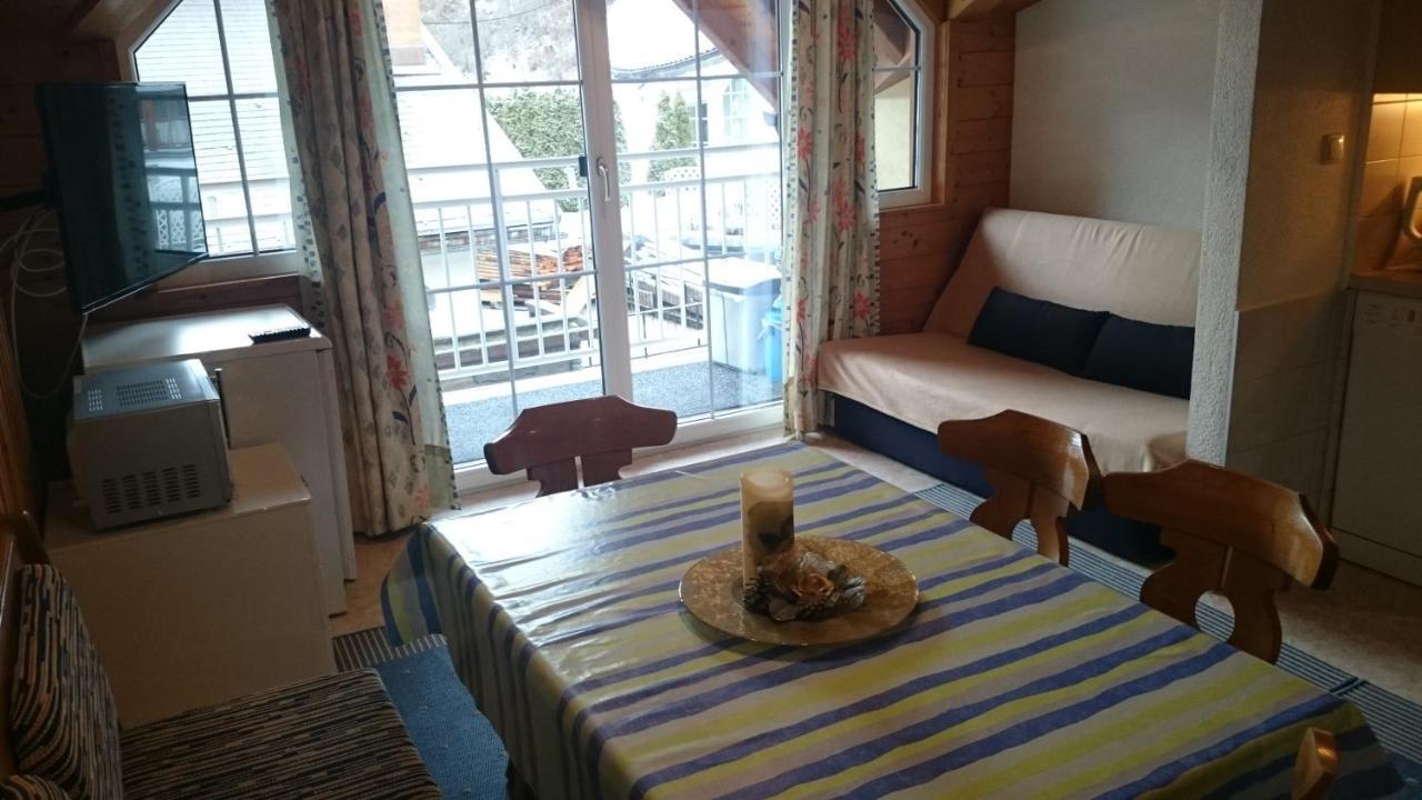 Apartbabsi Kappl  Rum bild