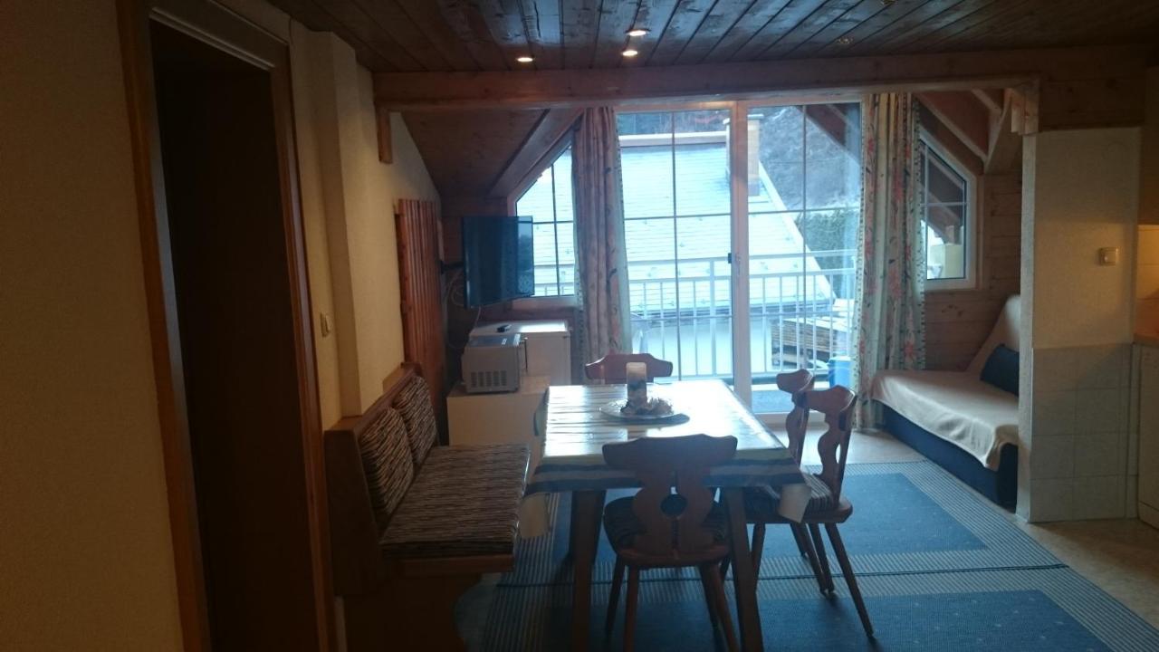 Apartbabsi Kappl  Rum bild